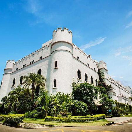 The Castle Ballet Taichung A Boutique Hotel Bagian luar foto