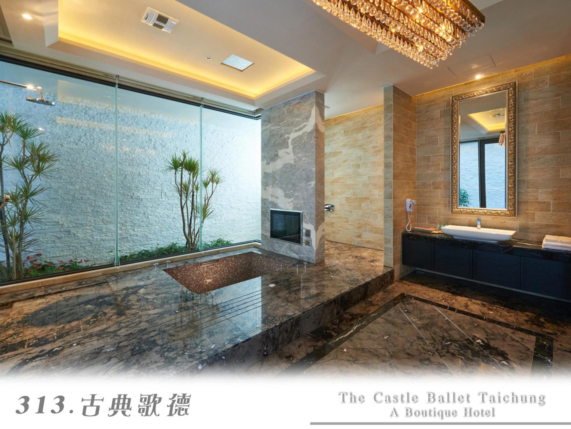 The Castle Ballet Taichung A Boutique Hotel Bagian luar foto