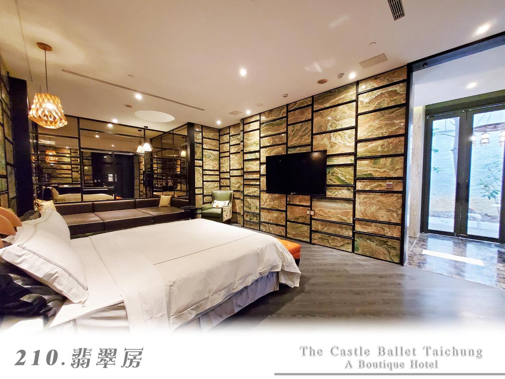 The Castle Ballet Taichung A Boutique Hotel Bagian luar foto