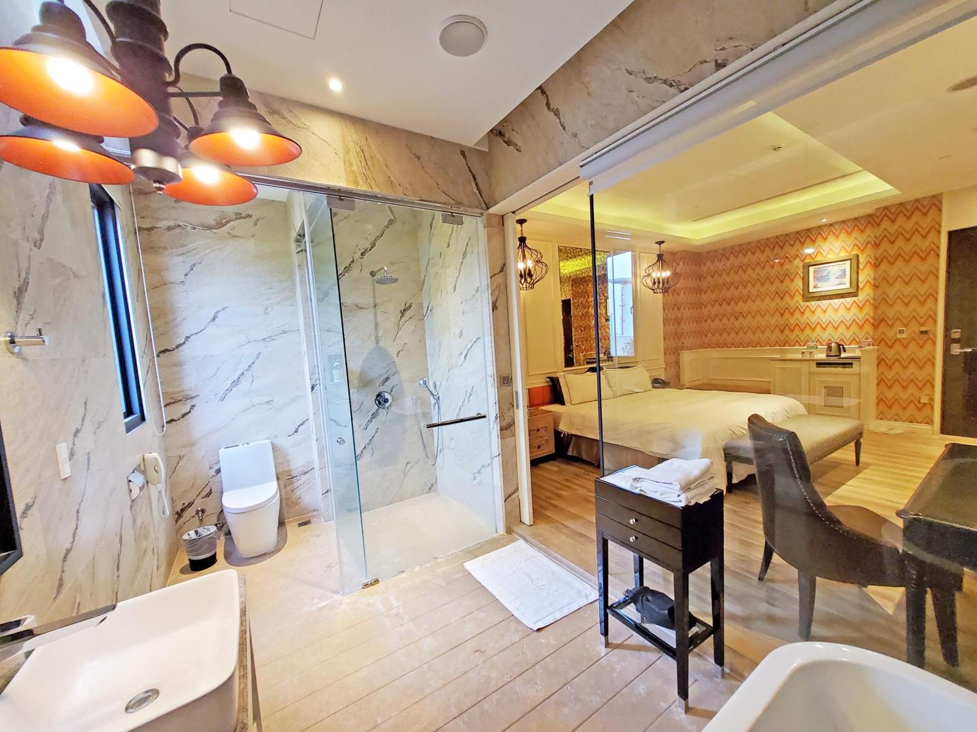 The Castle Ballet Taichung A Boutique Hotel Bagian luar foto